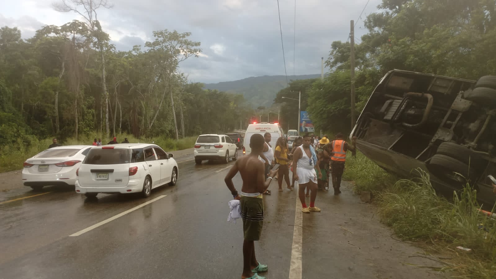 Se registra accidente de tránsito en Bonao; 9-1-1 brinda asistencia