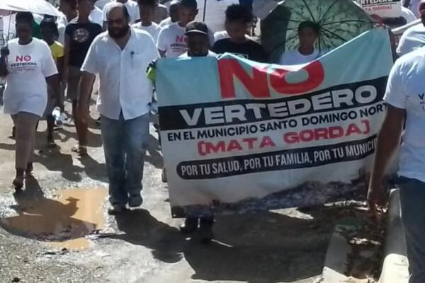 En Mata Gorda de Santo Domingo Norte se oponen a instalación de relleno sanitario