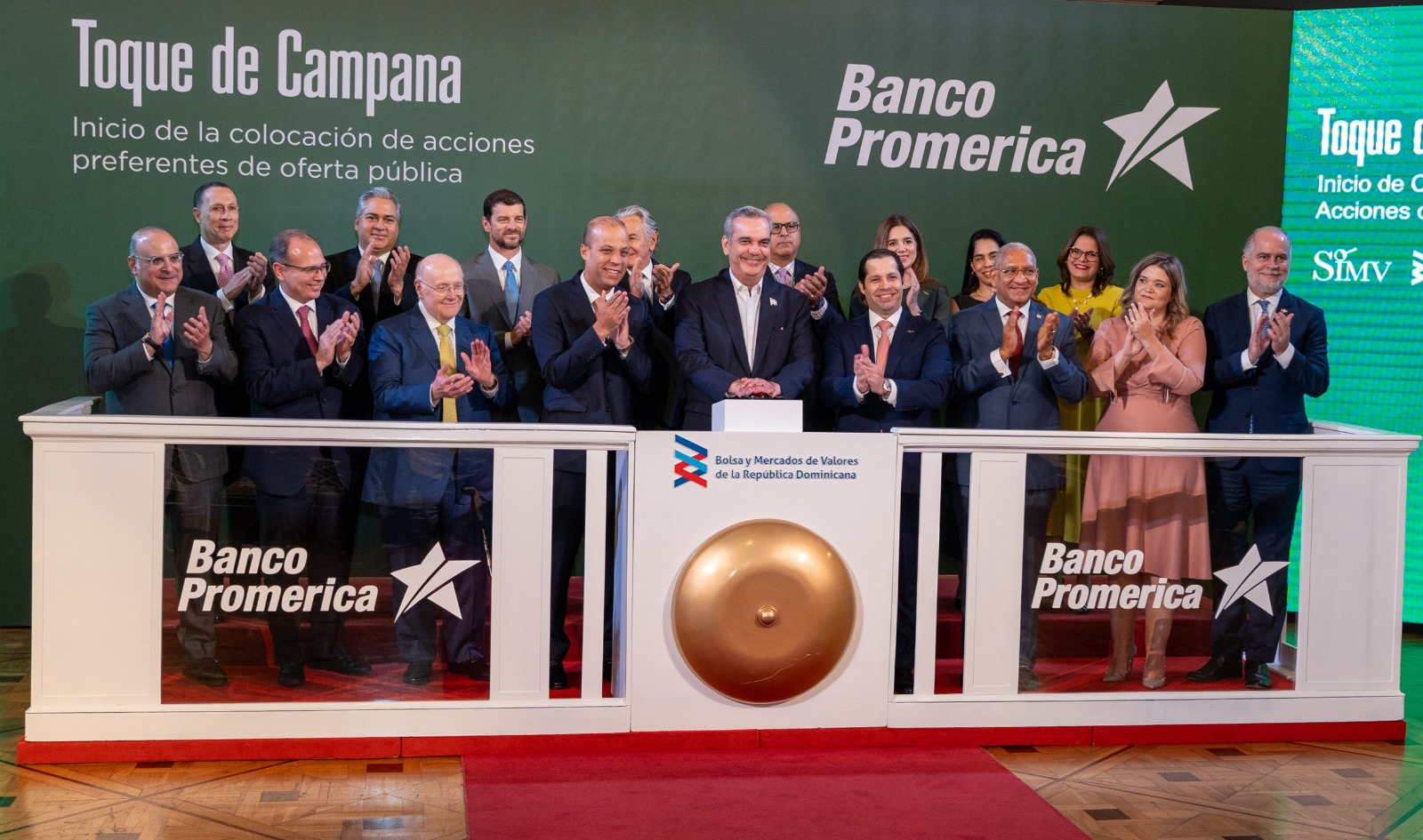 Abinader oficializa apertura de colocación de la primera oferta pública de acciones preferentes de Banco Promerica
