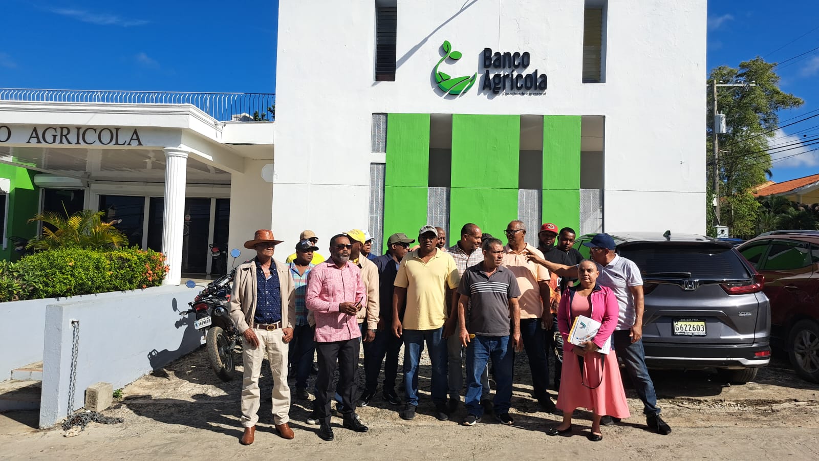 Productores avícolas en Monte Plata denuncian están en quiebra por cierre de la frontera con Haití