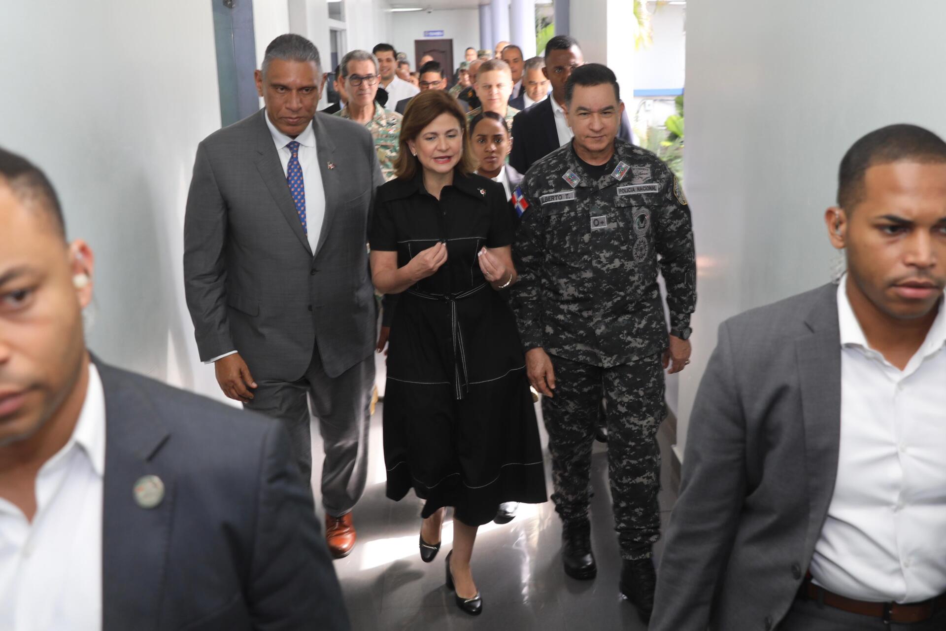 Vicepresidenta Peña encabeza reunión de seguimiento al Plan de Seguridad Ciudadana