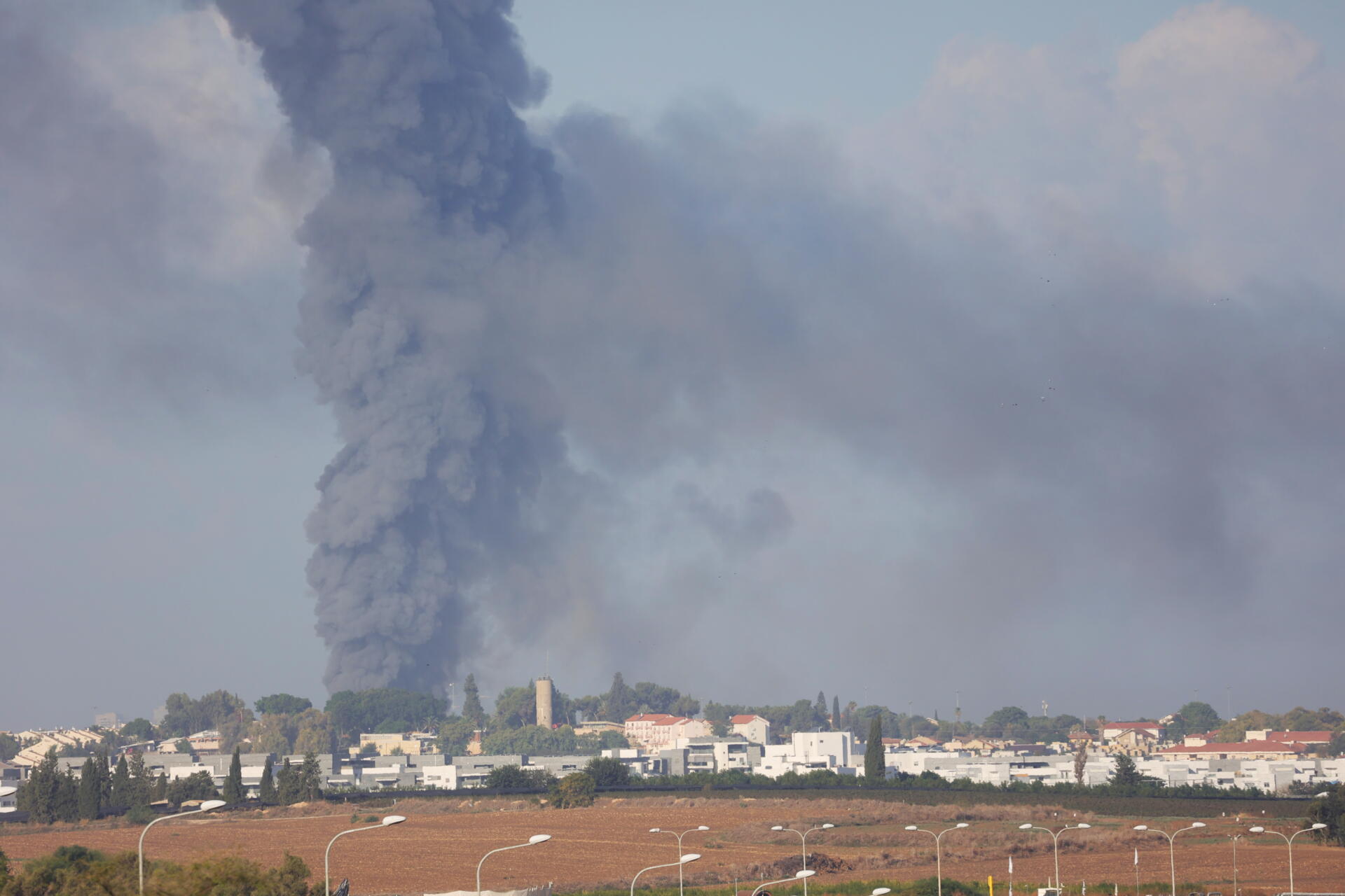Israel declara el estado de guerra tras un fuerte ataque múltiple desde Gaza