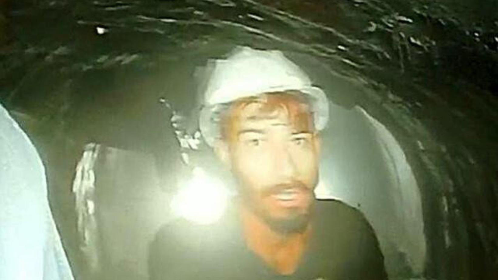 Obreros atrapados desde hace diez días en un túnel en construcción en la India. Foto: fuente externa.