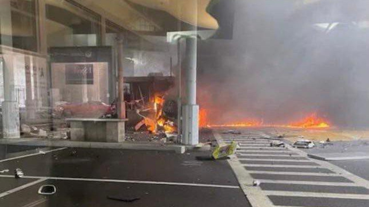 Explosión de vehículo que obligó a cierre del puente del Niágara que conecta a EEUU y Canadá. Foto: foto fuente externa.