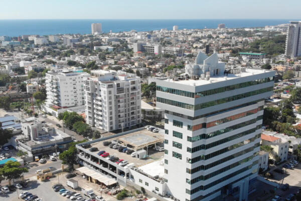 Foto torre Asociación de Industrias de la República Dominicana. (fuente externa) 