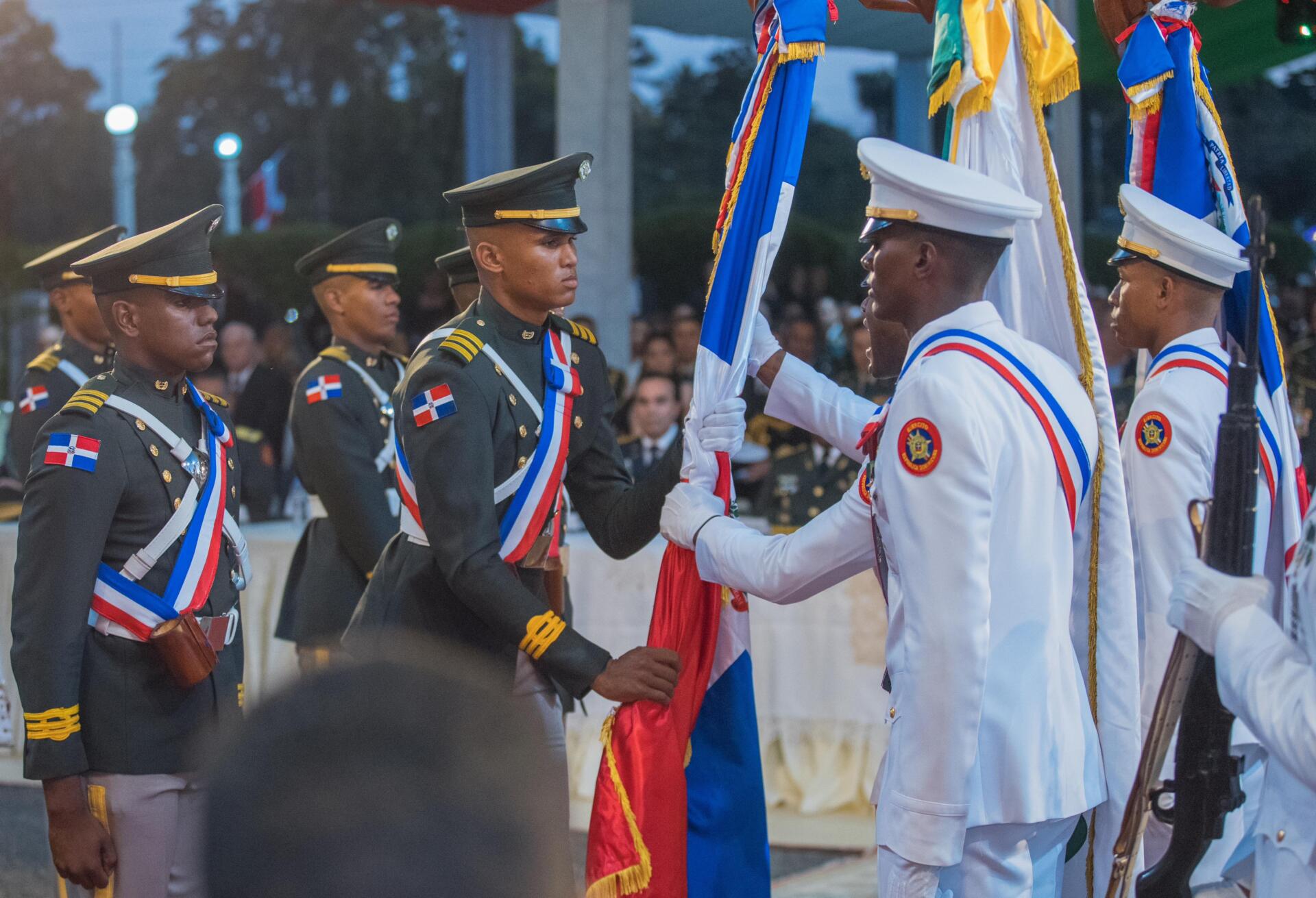 Abinader encabeza graduación de cadetes Academia Militar Batalla de Las Carreras