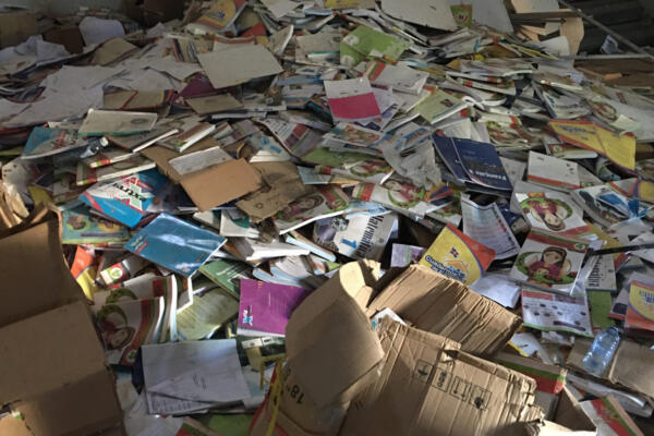 Libros abandonados. FOTO: Fuente externa