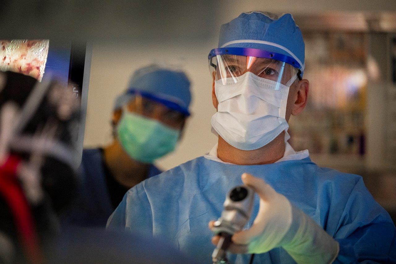 Cleveland Clinic primera en utilizar un robot quirúrgico