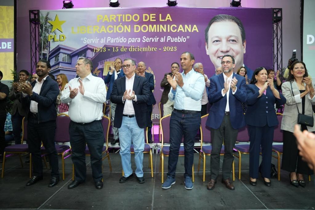 Domingo Contreras compone su equipo de campaña para las elecciones del 2024