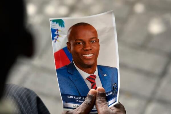 Fotografía del fallecido presidente haitiano Jovenel Moise durante su ceremonia conmemorativa en el Museo Nacional del Panteón en Puerto Príncipe, Haití. Foto: fuente externa.