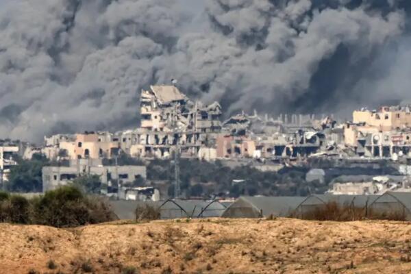 Columnas de humo debido a los enfrentamientos armados en la frontera entre el sur de Israel y la Franja de Gaza, Foto: fuente externa.