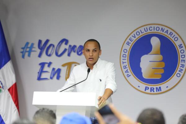 Secretario general de la Juventud Revolucionaria Moderna (JRM), Joaquín Fernández. / Fuente externa.