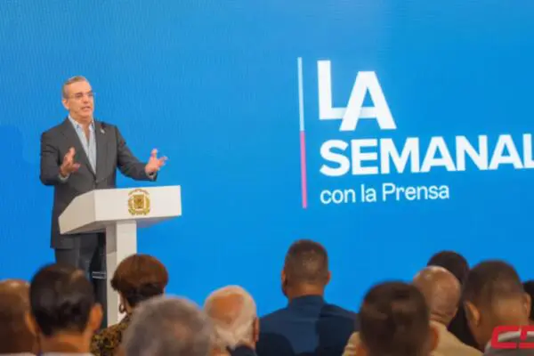 Presidente Abinader realizo LA Semanal en San Pedro.
Foto: fuente externa