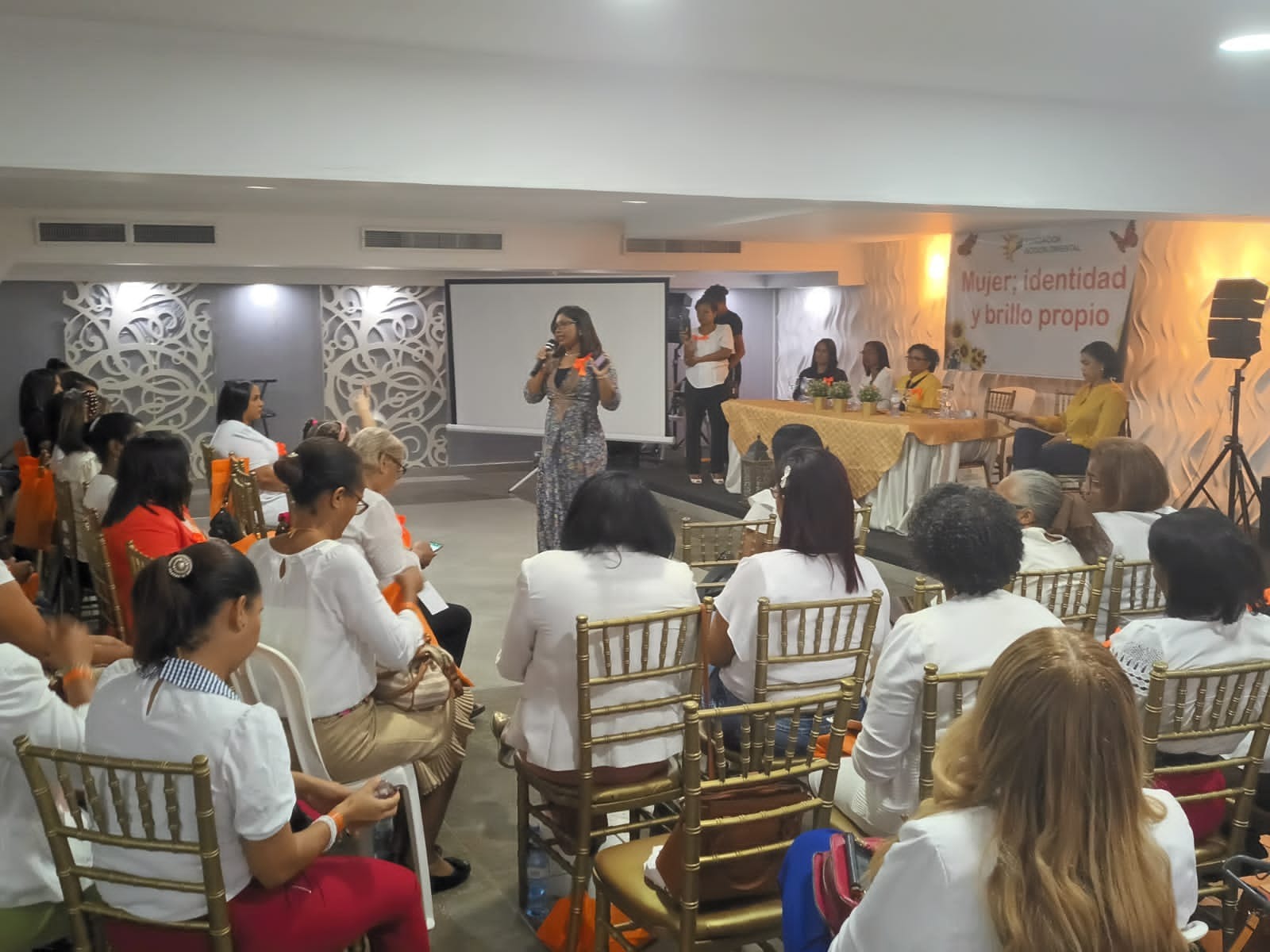 Concluye con éxito “Congreso de Mujeres Líderes de Santo Domingo Este”. (Foto: Fuente Externa)