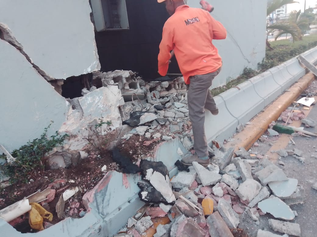 Obras Públicas explica caída de escombros en el túnel de la 27 de Febrero