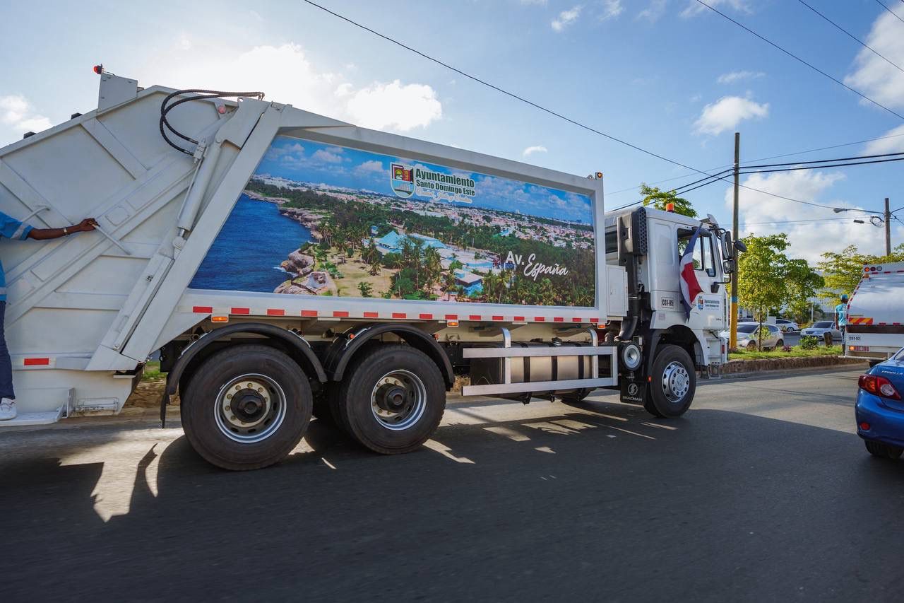 Ayuntamiento de Santo Domingo Este entregará el domingo nueva flotilla de camiones