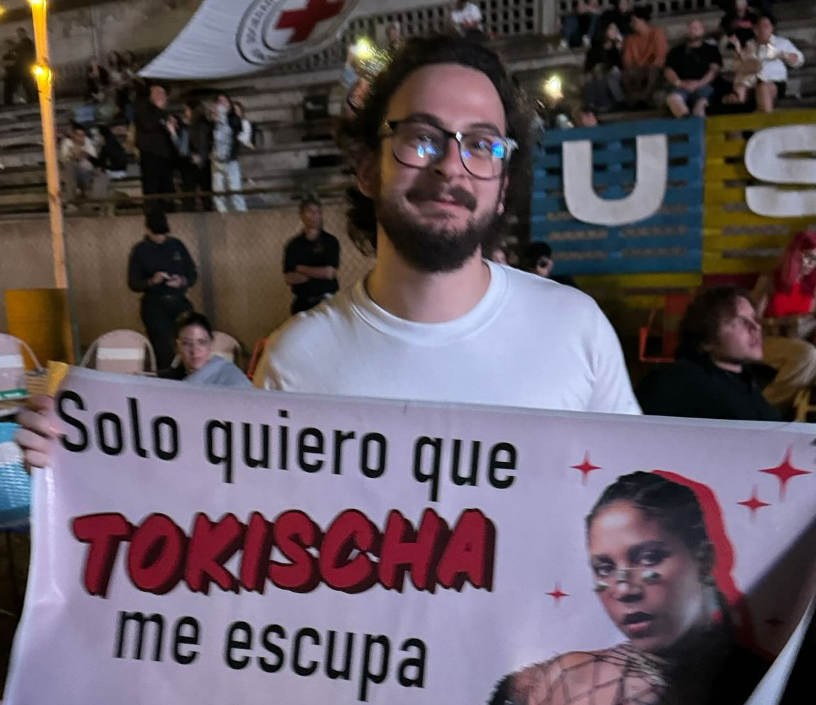 Tokischa escupió a sus fanáticos en un evento en Venezuela