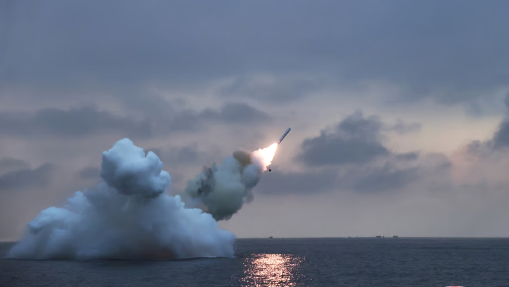 Misil de crucero lanzado por Corea del Norte hacia el Mar Amarillo. Foto: Fuente externa