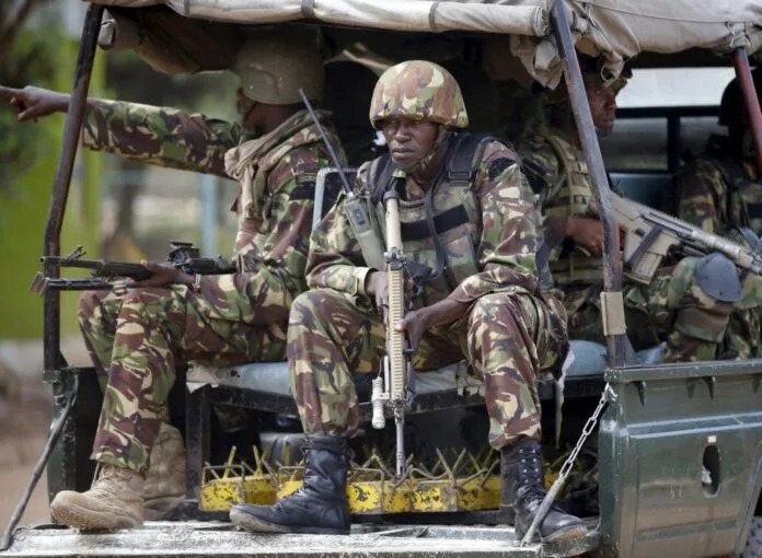 Militares de Kenia en despliegue contra la delincuencia en Haití. Foto: fuente externa.