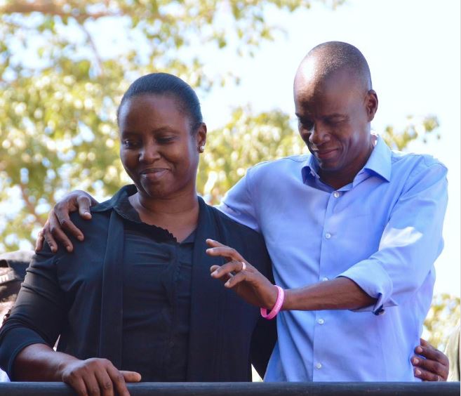 Martine Moïse junto a su esposo, el asesinado presidente de Haití Jovenel Moïse