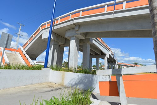 Reclaman construcción de puente peatonal  en  Bonao. (Foto: Fuente externa).