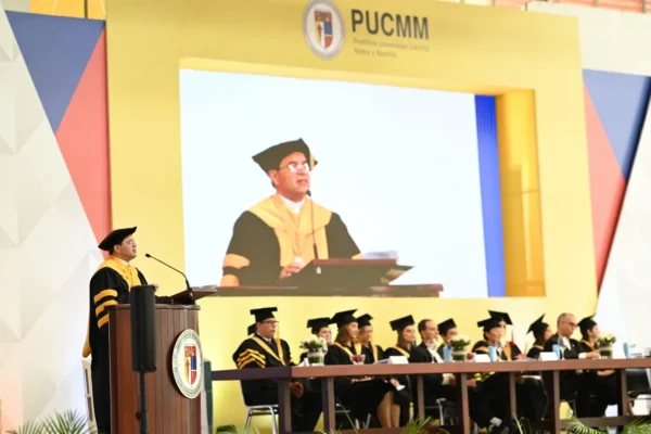 PUCMM gradúa a 660 profesionales en Santiago. (Foto: fuente externa)