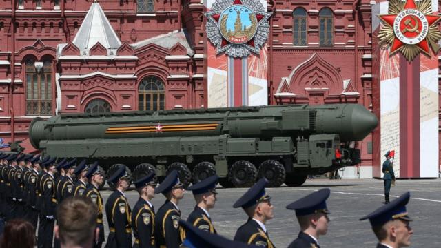 El jefe de Estado ruso prometió que el país seguirá fortaleciendo sus Fuerzas Armadas. Foto: Fuente Externa