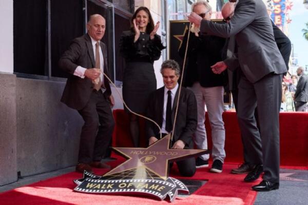 Mark Ruffalo recibe su estrella en el Paseo de la Fama de Hollywood (Foto: fuente externa)