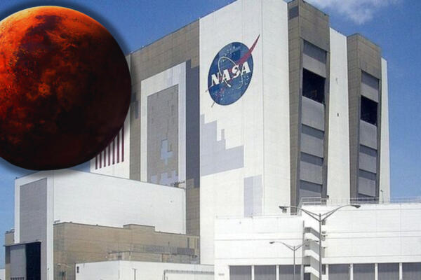 Fachada de la NASA y el planeta Marte. Foto: CDN Digital