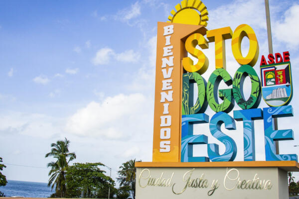 Letrero del municipio Santo Domingo Este. Foto: Fuente externa. 