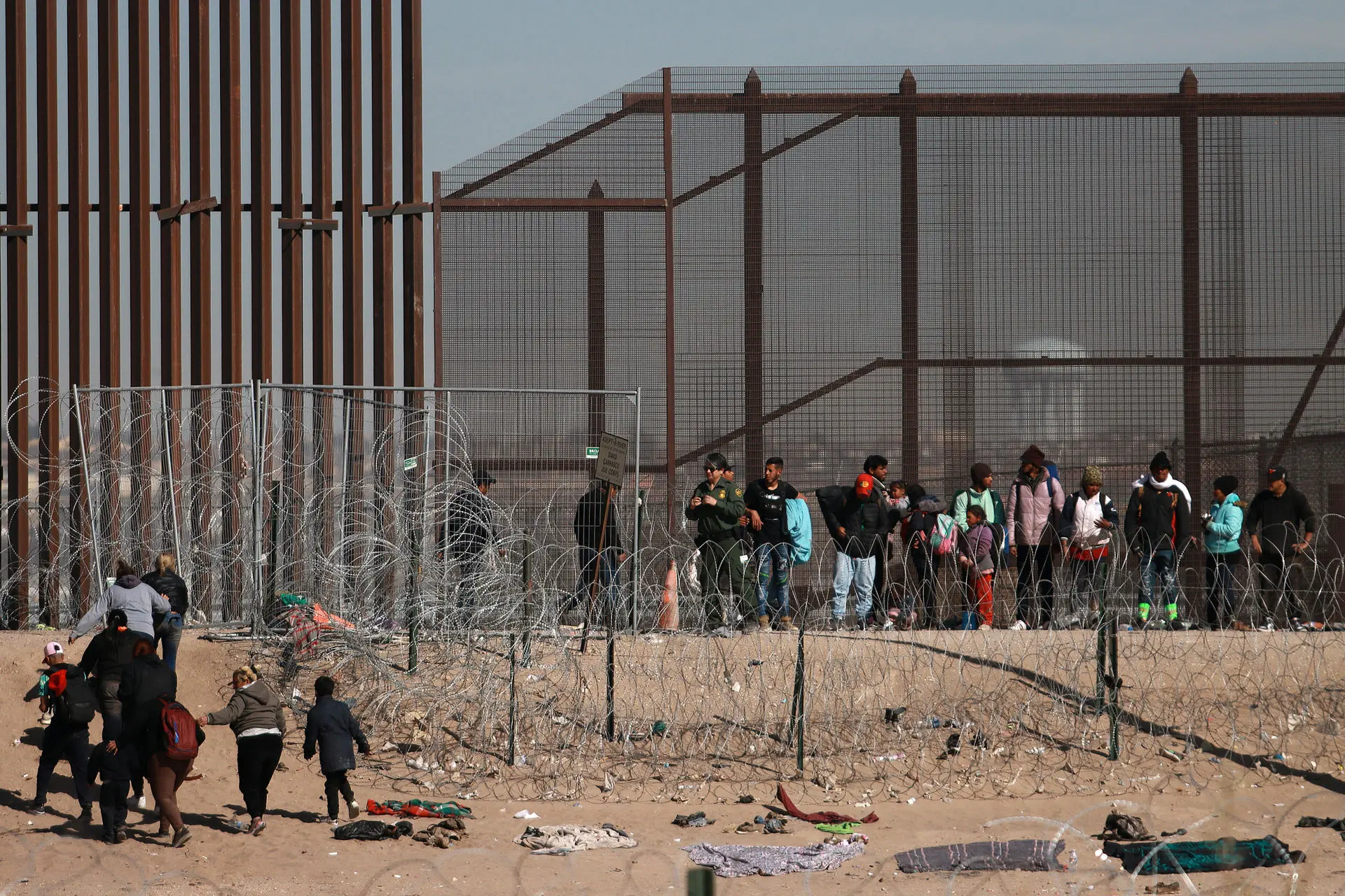 La propuesta bipartidista para reforzar los controles migratorios a lo largo de la frontera con México. Foto: Fuente Externa