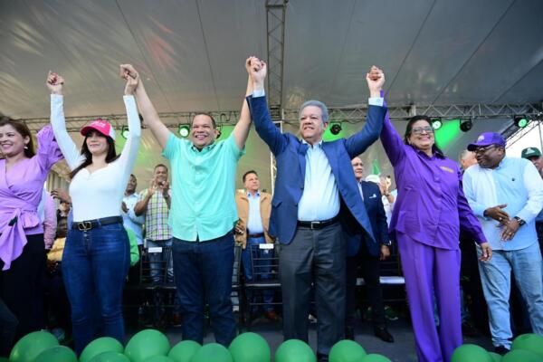 Acto de cierre de campaña de Carlos Guzmán en SDN. (Foto: fuente externa)