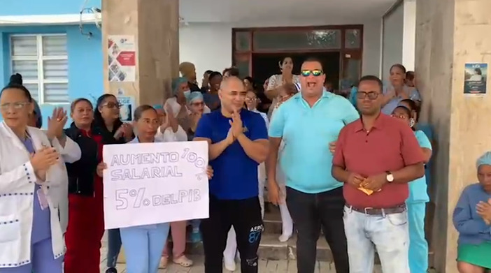 Personal hospitales San Vicente de Paúl y Federico Leopoldo Lavandier protestan
