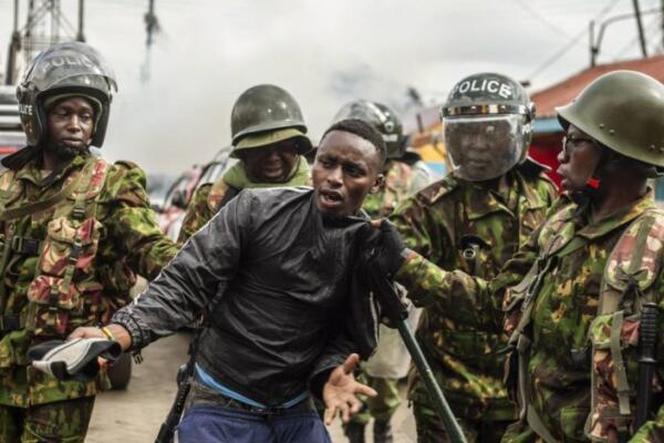 Kenia decidió suspender el envío de policías a Haití, país caribeño asolado por la violencia. Foto: Fuente Externa