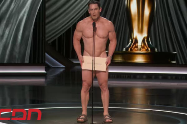 John Cena aparece desnudo y causa revuelo en Los Oscar