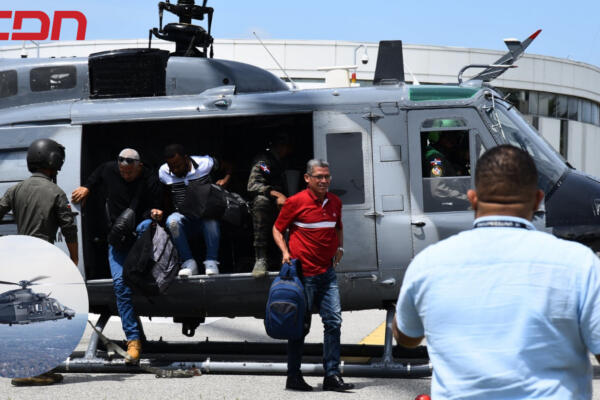 Continúan evacuaciones desde Haití: Gobierno de RD traslada a otros 11 dominicanos