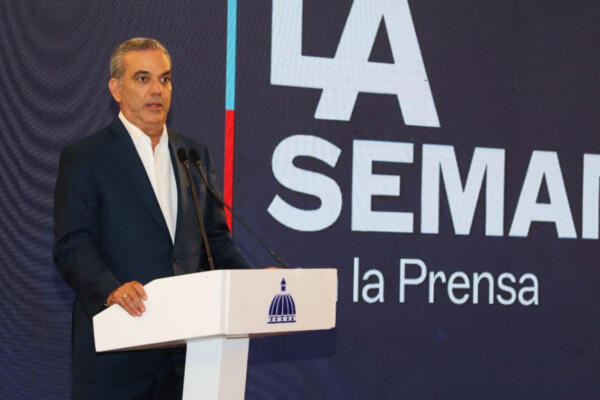 Presidente Abinader anunció que no suspenderá LA Semanal, pese a solicitud de Participación Ciudadana (Fuente externa)