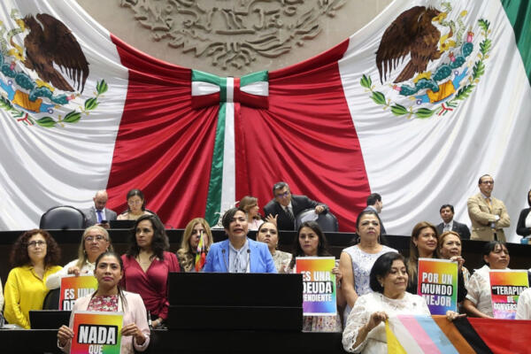 Prohíben terapias de reconversión en México  
