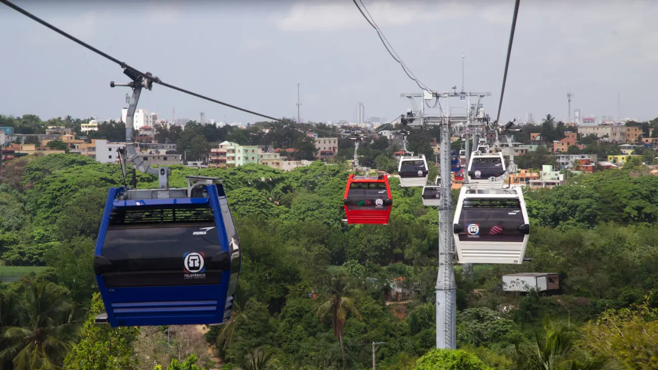 Suspenden Línea 1 del Teleférico de Santo Domingo