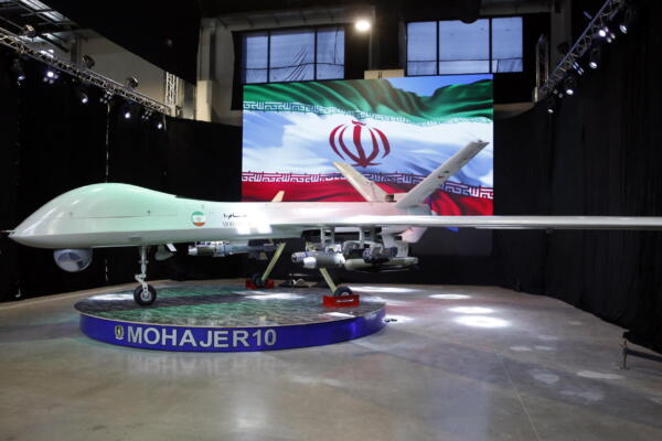 El dron iraní 'Mohajer 10' , en una fotografía de archivo. EFE/EPA/Abedin Taherkeraneh