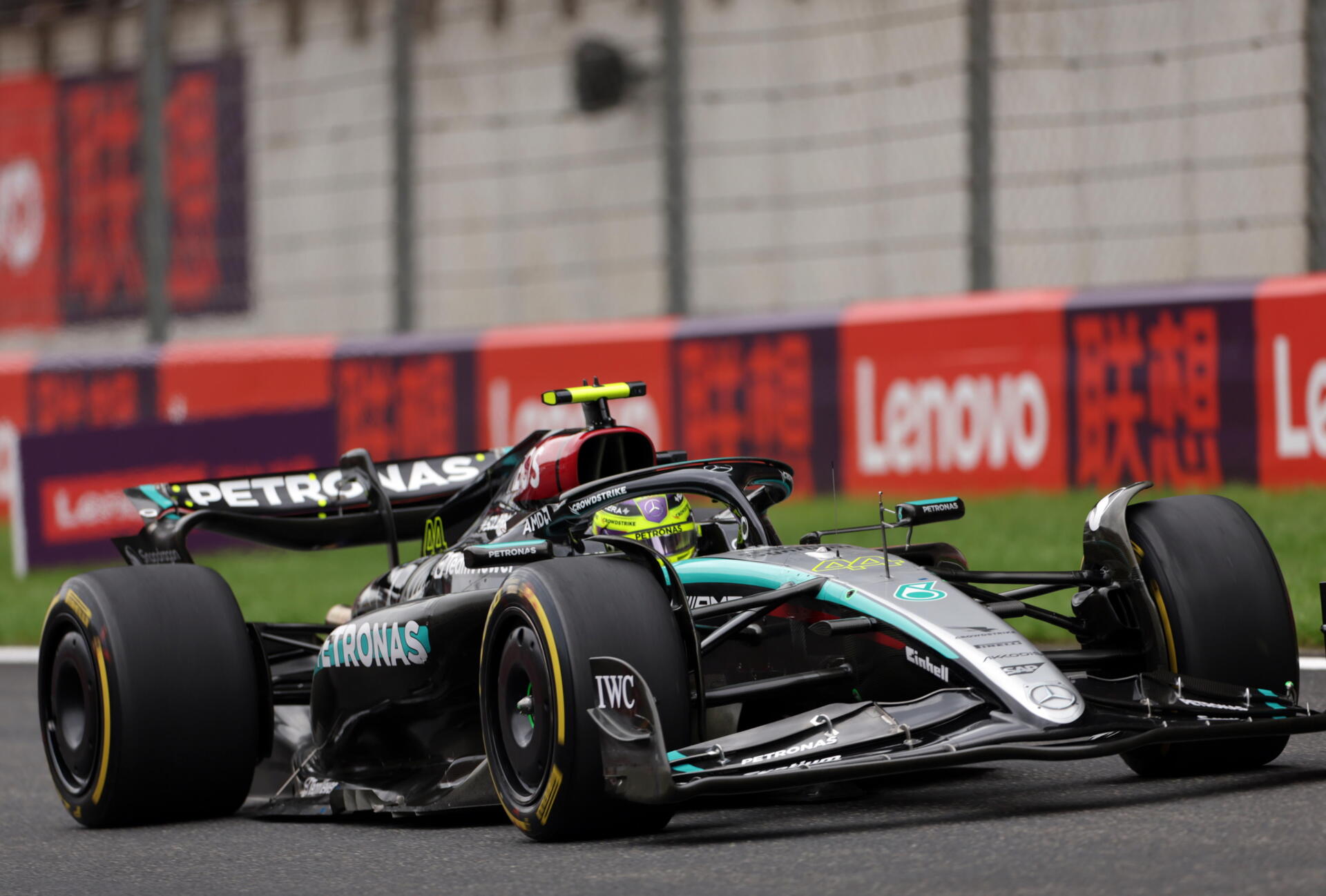 Hamilton cae eliminado en la primera ronda clasificatoria (Q1) en China