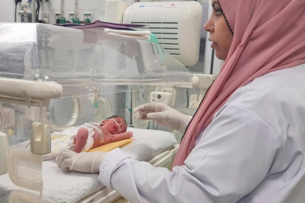 La bebé murió tras cinco días en incubadora. Foto: Fuente CDN