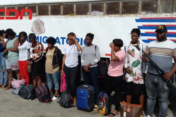 Nacionales haitianos detenidos por miembros de CESFRONT en Elías Piña. Foto CDN Digital