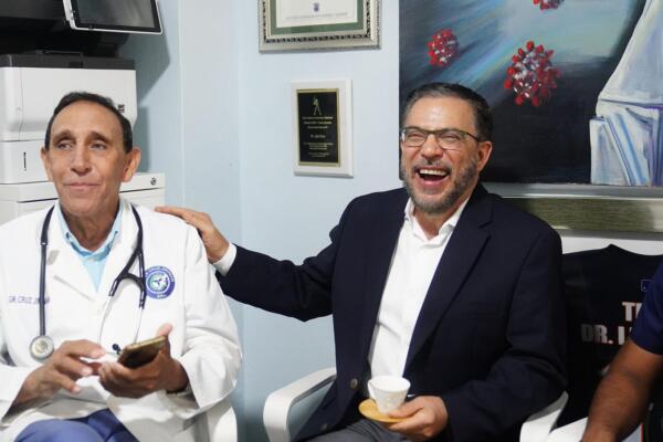 Doctor Cruz Jiminián y Guillermo Moreno / Fuente externa 