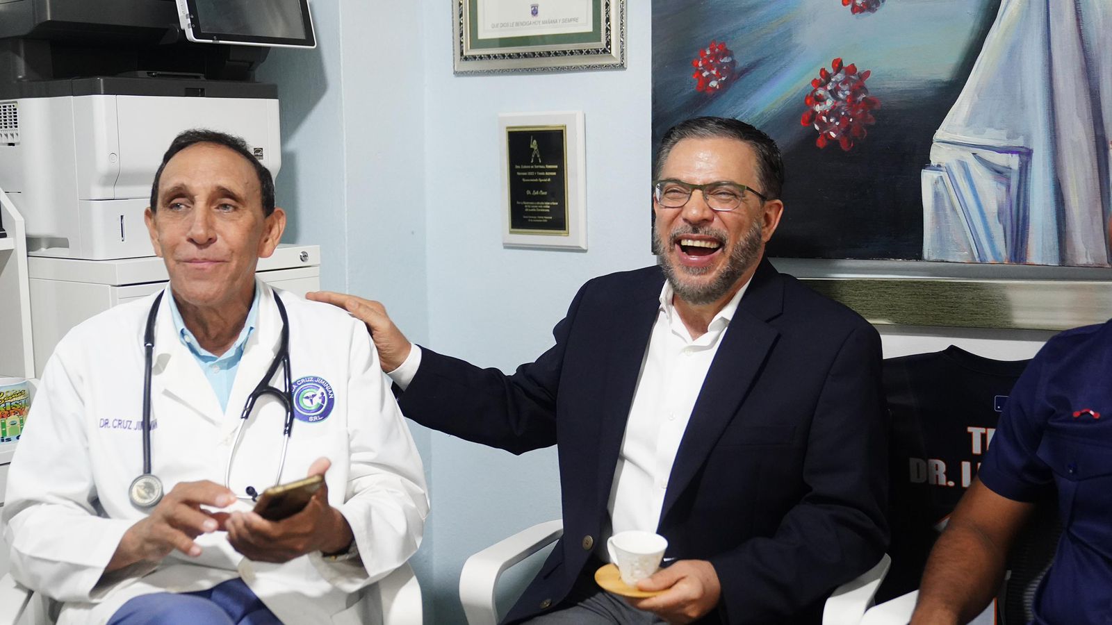 Doctor Cruz Jiminián declara su apoyo a Guillermo Moreno