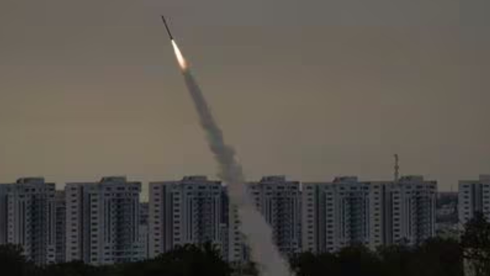 Israel lanza misiles a Irán
