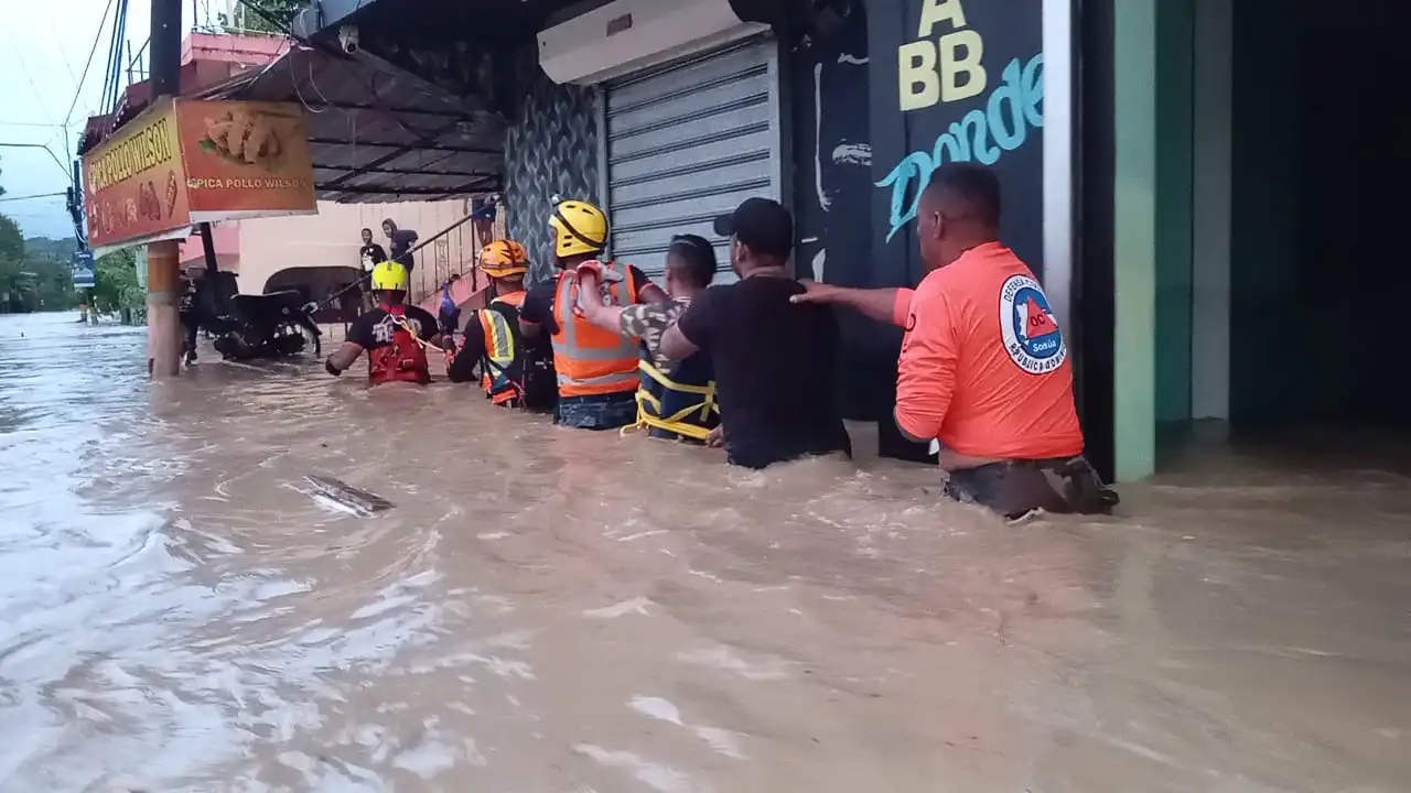 Lluvias en Puerto Plata dejan familias desplazadas y sin nada