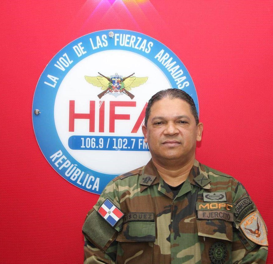 Mayor general Rafael Vásquez Espinola, ERD director de COMIPOL del MOPC
