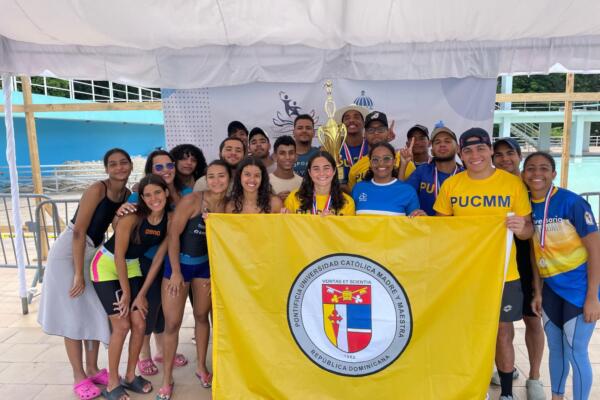 Por segunda ocasión consecutiva, PUCMM gana Torneo Universitario de Natación