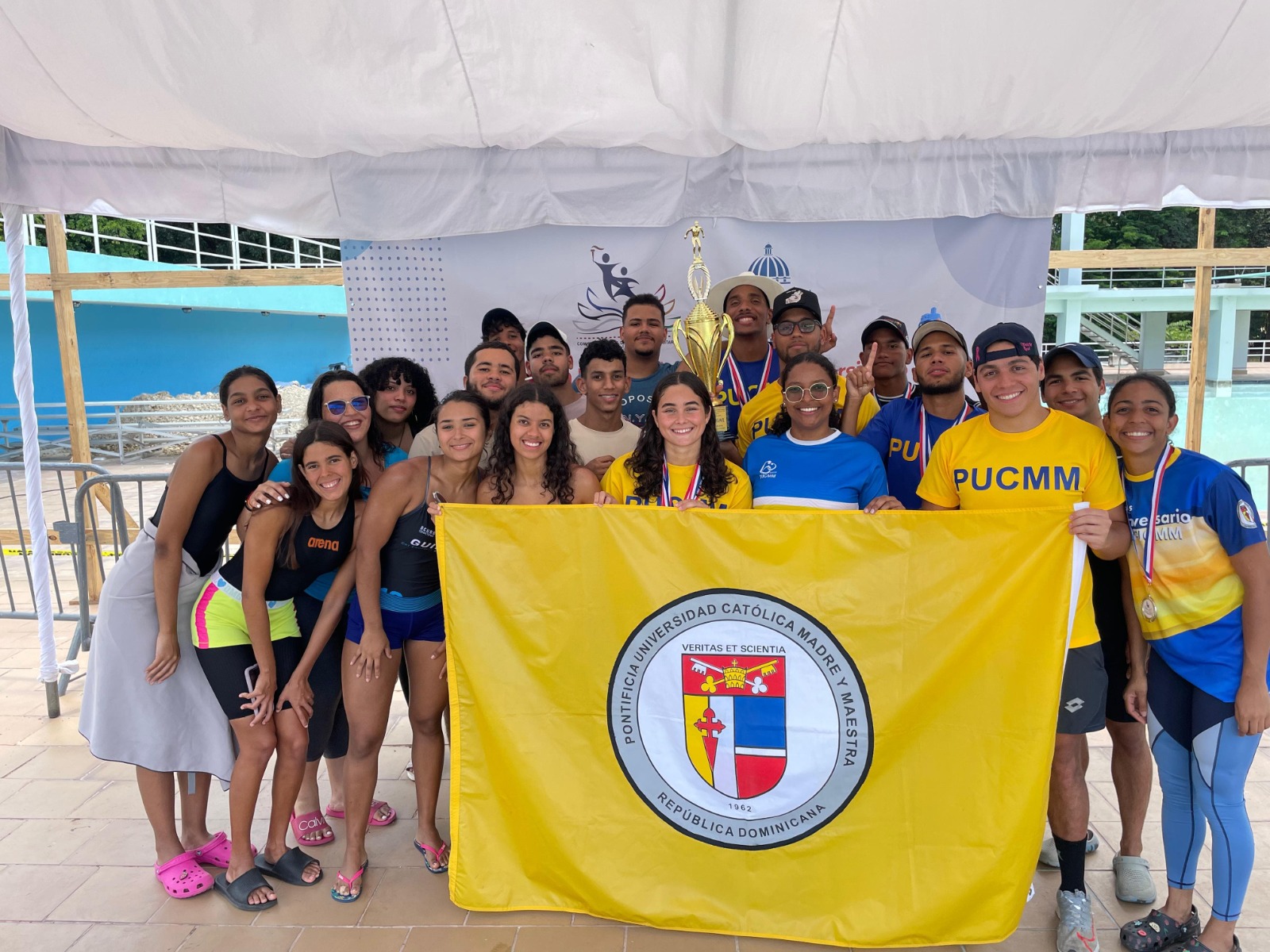 Por segunda ocasión consecutiva, PUCMM gana Torneo Universitario de Natación